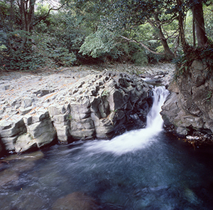 น้ำตกคานิดารุ (Kani-daru falls)