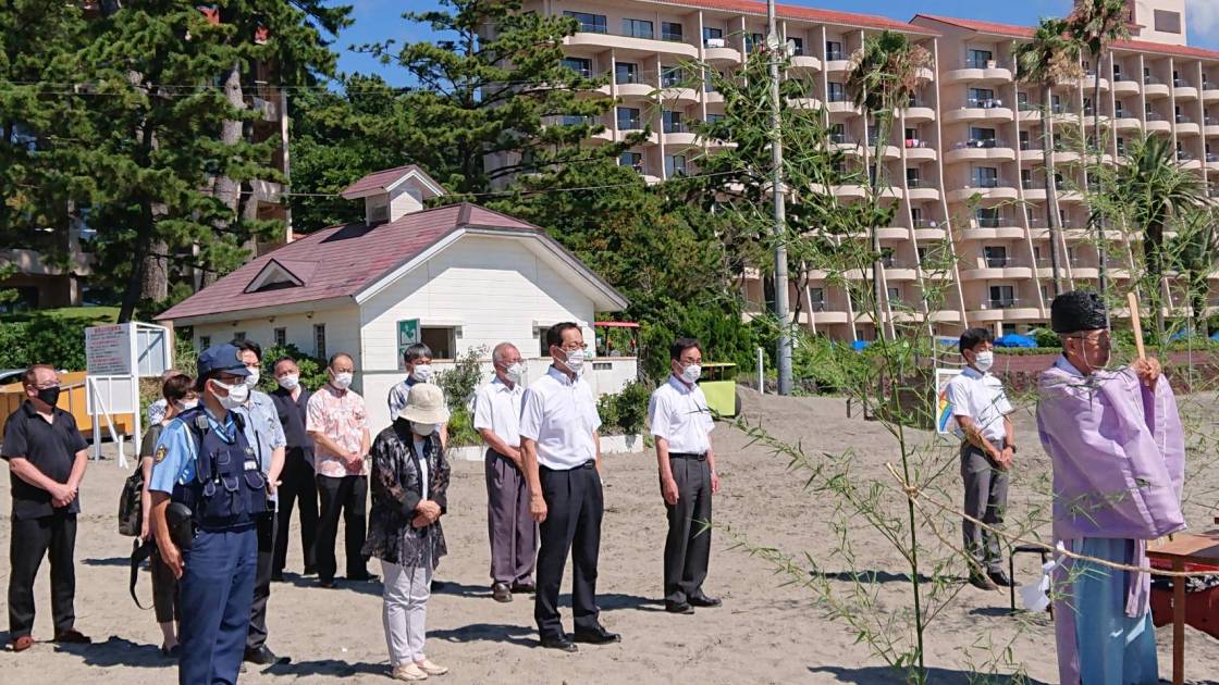 本日今井浜海水浴場が海開きを迎えました。